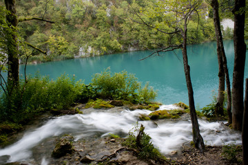 Fototapeta na wymiar Wasserfälle in Kroatien an den Plitvicer Seen