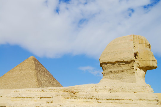The Great Sphinx & Khufu Pyramid - Cairo