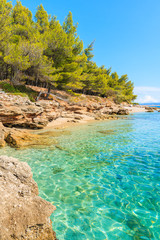 Fototapeta premium Beautiful turquoise sea water on small beach on coast of Brac island near Bol town, Croatia