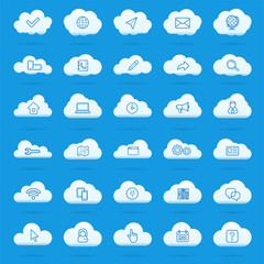 Obraz premium Cloud computing linear icons set. Download, upload, settings and preferences symbols. Lock, unlock and folder icons. Online data storage icons. Vector isolated outline drawings