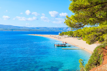 Fototapeta na wymiar View of famous golden horn beach at Bol on Brac island of Croatia in summertime