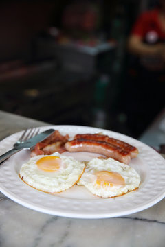 Breakfast Engligh Egg sausage and bacon