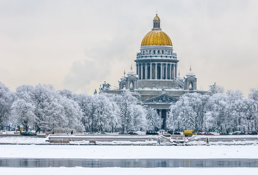 Saint Isaac's Cathedral in winter, Saint Petersburg, Russia