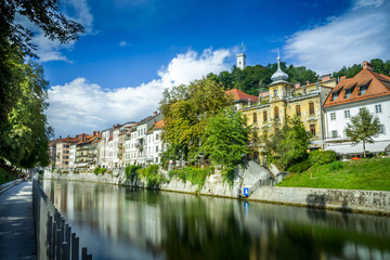 Fototapeta na wymiar ljubljana river and architecture of the city Slovenia