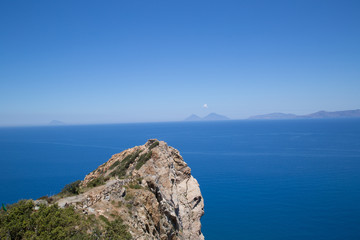 Isole Eolie, Vulcano, Lipari , punto panoramico, Sentiero Naturalistico Calavà, fine primavera 