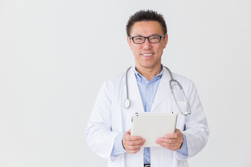 医者　ミドル　タブレット