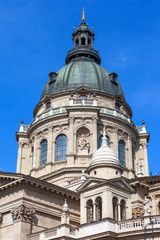 Fototapeta na wymiar Saint Stephen's basilica in Budapest, Hungary.