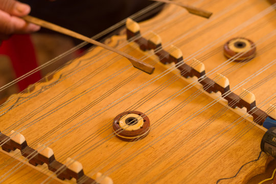 Cambodian Khmer Hammered dulcimer, Khim Toch