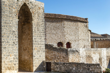 Arco del Cozagón en Brihuega, Guadalajara, España