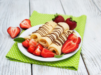 pancakes with strawberries