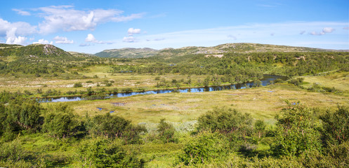 Fototapeta na wymiar The valley of Belousiha river on the Kola Peninsula