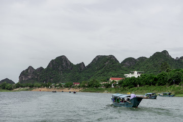 Fototapeta na wymiar Vietnam National Park Fongnya Kebang