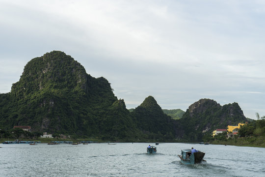 Vietnam National Park Fongnya Kebang
