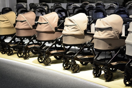Pram Areanote Prams Images – Browse 95,350 Stock Photos, Vectors, and Video | Adobe Stock
