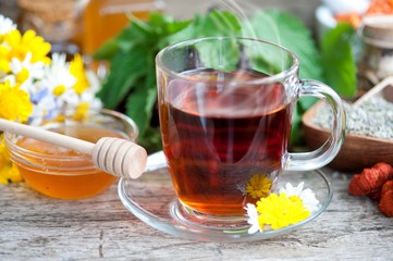 herbal tea with chamomile and honey  and gember 