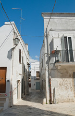 Alleyway. Mottola. Puglia. Italy. 