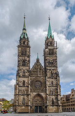Fototapeta na wymiar St. Lorenz, Nuremberg, Germany