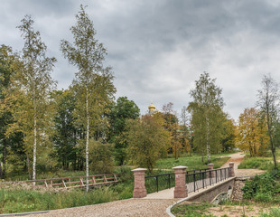 Fototapeta premium Moscow region. Istra. The new and the old bridges in the Garden of Gethsemane near the Resurrection New Jerusalem Monastery.