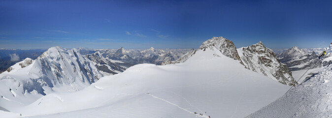  Paesaggio di alta montagna con il Lyskamm sul Monte Rosa  visto dalla Capanna Margherita