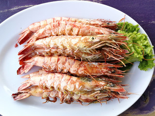 Fresh grilled shrimps