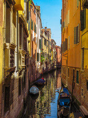 Obraz na płótnie Canvas Venice - View from water street to old buildings