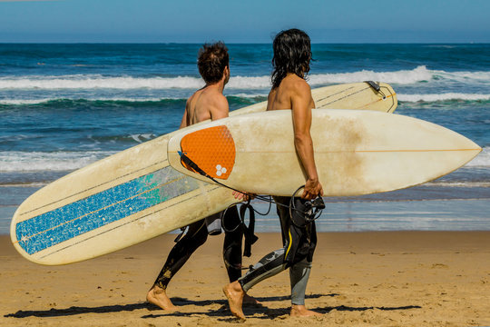 zwei Surfer