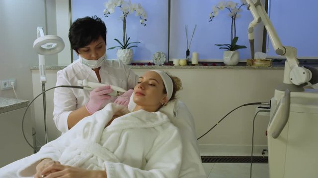 The treatment of skin modern methods in the conditions of the Spa.
