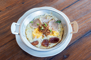 breakfast, pan of fried eggs