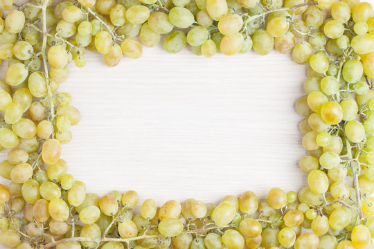 Frame of  white grapes