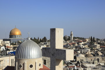エルサレム旧市街街並みと岩のドーム