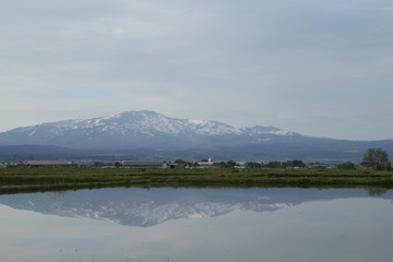 月山