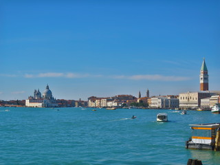 Fototapeta na wymiar 水の都　ヴェネチア