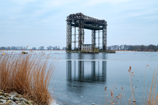 Die Hubbr&uuml;cke von Karnin im Winter
