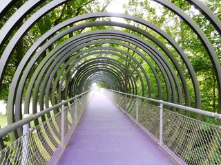 schwingende Brücke Kaisergarten