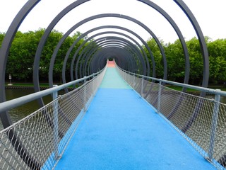 schwingende Brücke Kaisergarten