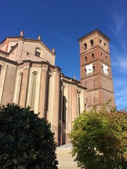 Fototapeta na wymiar Cattedrale di Santa Maria Assunta e San Gottardo