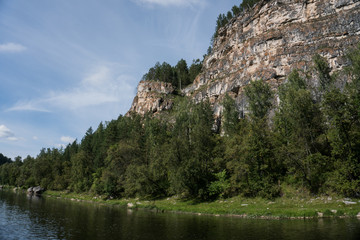 Fototapeta na wymiar rocky landscape on the river Ai