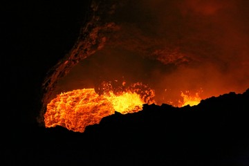 Masaya active volcano lava lake Nicaragua