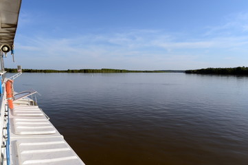 Fototapeta na wymiar The Ob river near the city of Barnaul from the side of the ship.