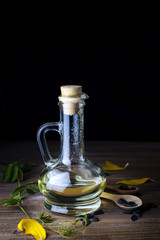 Obraz na płótnie Canvas Sunflower oil in bottle glass