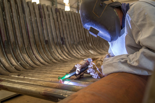welder industrial worker