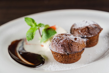 chocolate muffins with ice cream