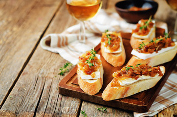 Bacon onion marmalade Brie crostini