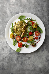 Salad with tomatoes