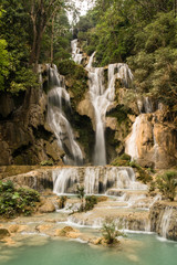 Fototapeta na wymiar kuang si waterfall