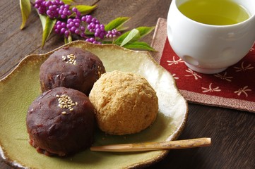 おはぎと日本茶