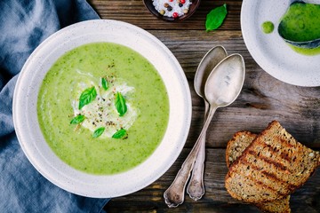 green vegetable cream soup puree with leek and basil