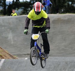 Naklejka premium bicycle motocross pilote de BMX Race en compétition