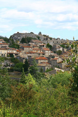 Fototapeta na wymiar Banne, village médiéval ardèchois