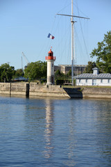 Fototapeta na wymiar Leuchtturm von Honfleur, Normandie